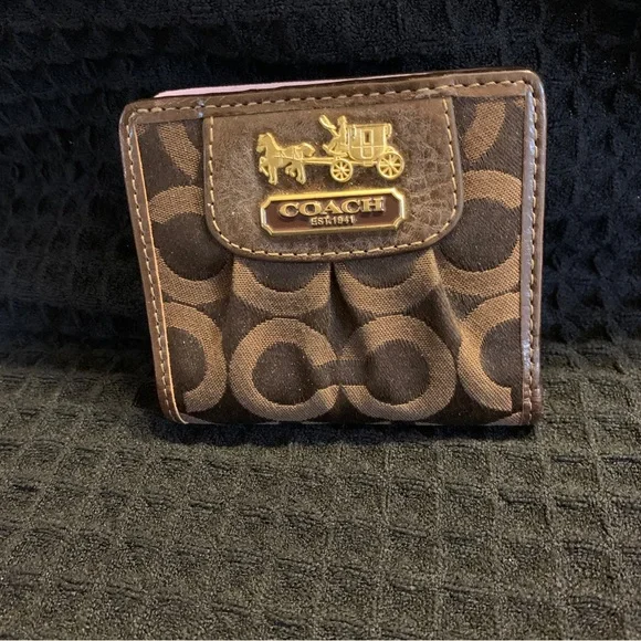 Coach Wallet - Picture 3 of 8